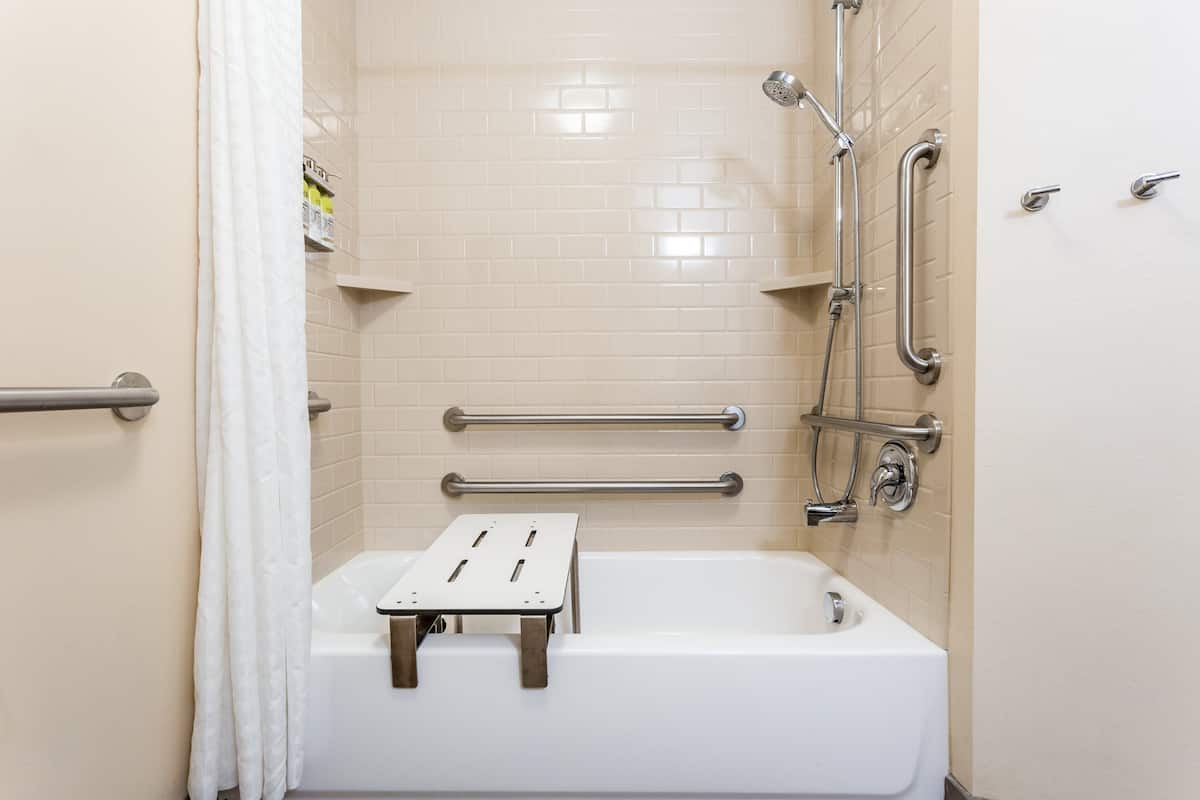 In-room safe, desk, WiFi (free), bed sheets