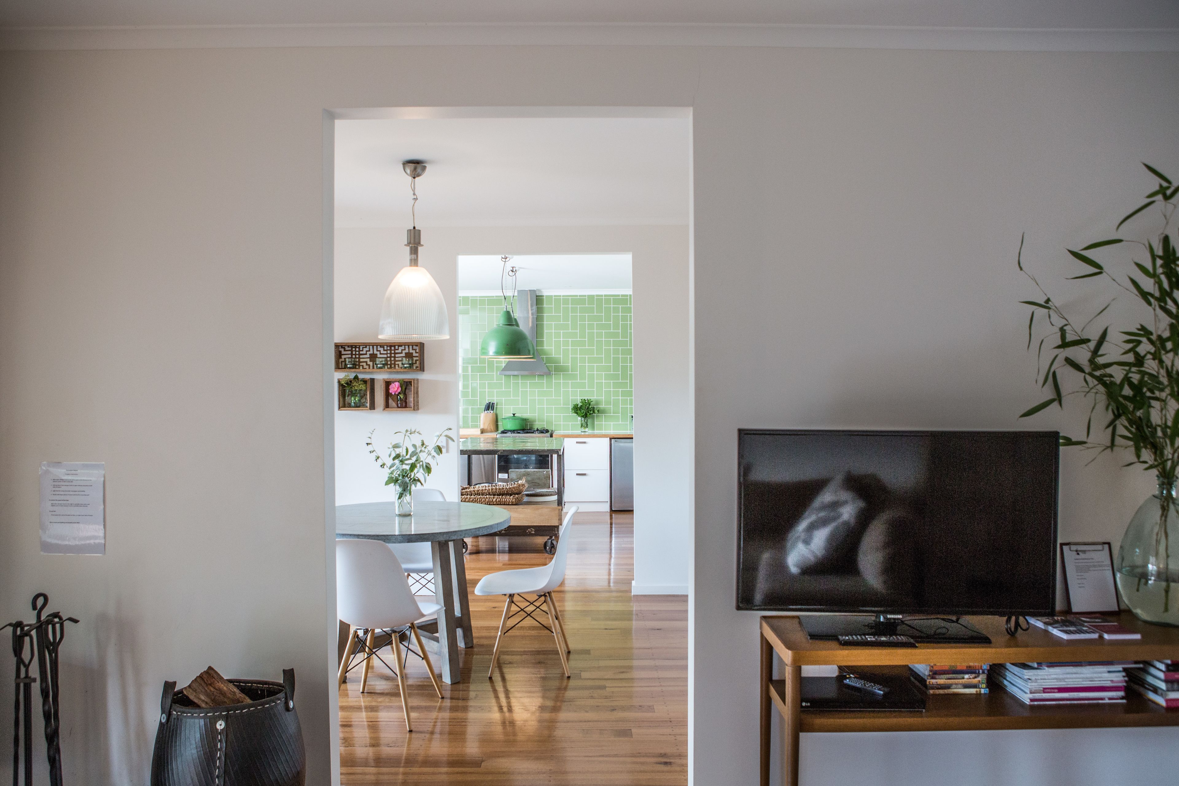 house, 2 bedrooms | living area | flat-screen tv, dvd player