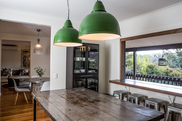 Casa, 2 habitaciones | Servicio de comidas en la habitación