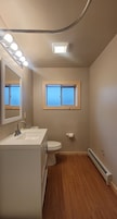 Room #1 | Bathroom | Shower, free toiletries, towels