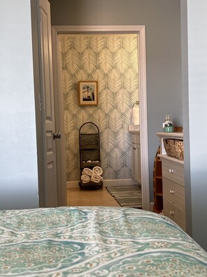 2 bedrooms, desk, iron/ironing board, travel crib - You Deserve a Sea View! 2/2 in Waterside Village with amazing views! (Mexico Beach)