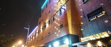 Front of property – evening/night