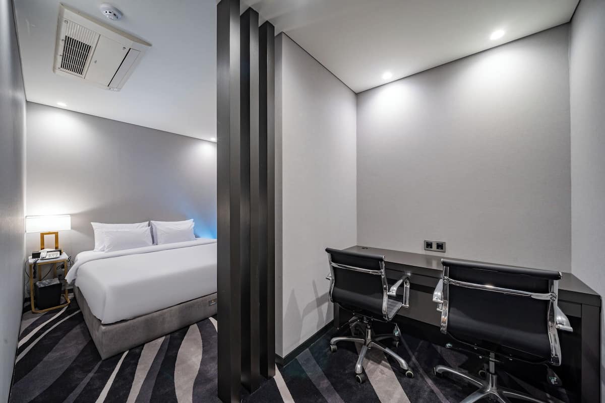 Sábanas italianas Frette, ropa de cama de alta calidad y escritorio