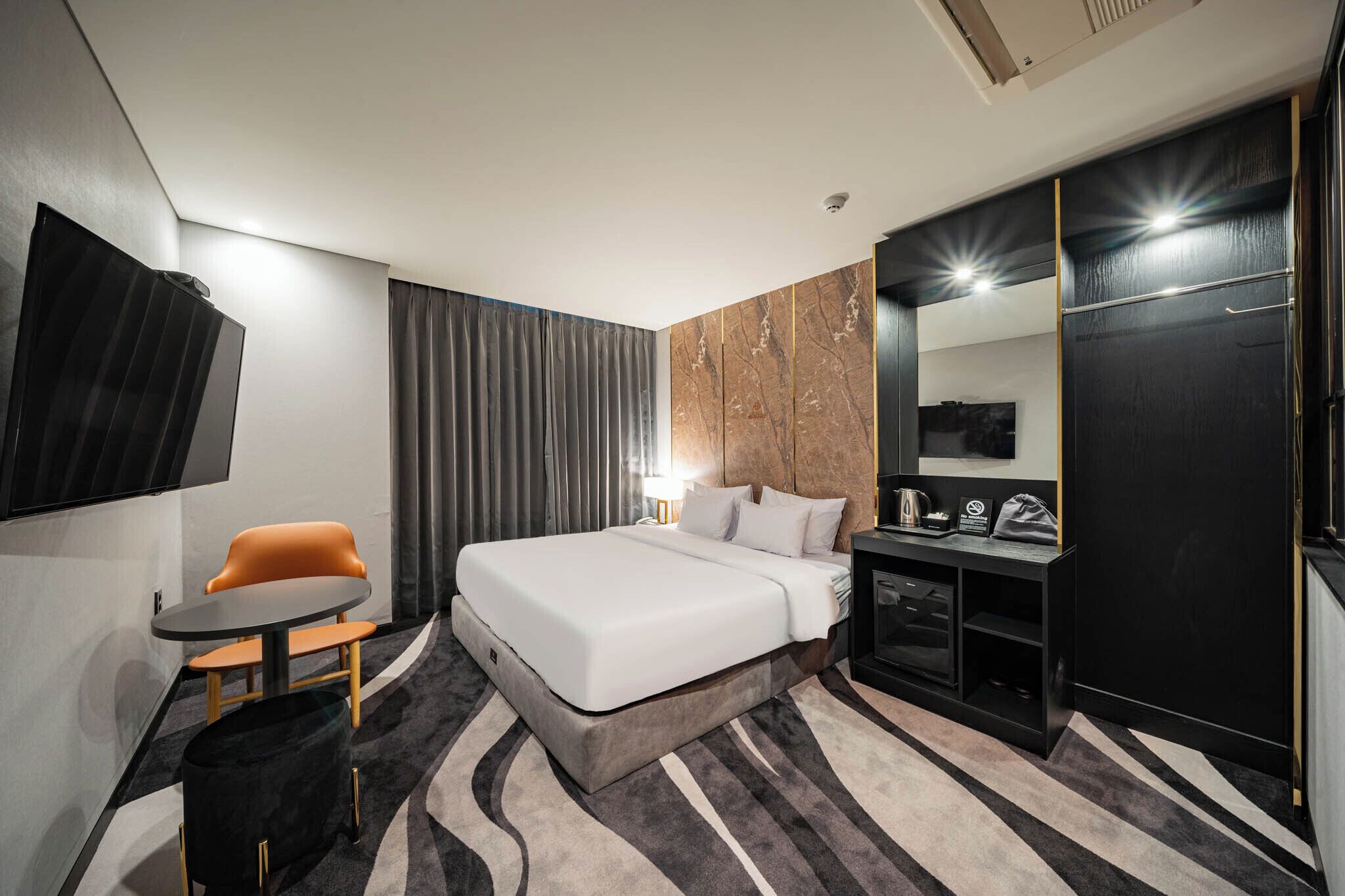 premium double room | frette italian sheets, premium bedding, desk, laptop workspace