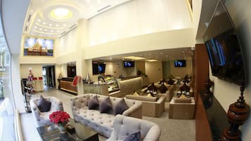 Lobby-Lounge