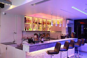 Bar (on property) - Rose Palace Hotel Yangon (Yangon)