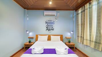 In-room safe, free WiFi, bed sheets