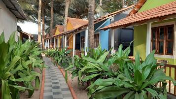 Double room with garden view | المنشأة من الخارج