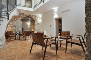 Unclassified image, 4 of 48, button - Hotel Antica Posada (Loceri)