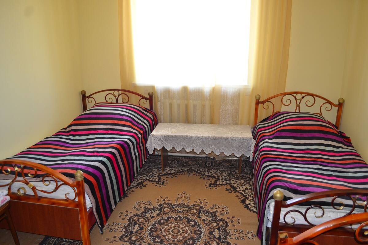 Triple Room | Soundproofing, free WiFi