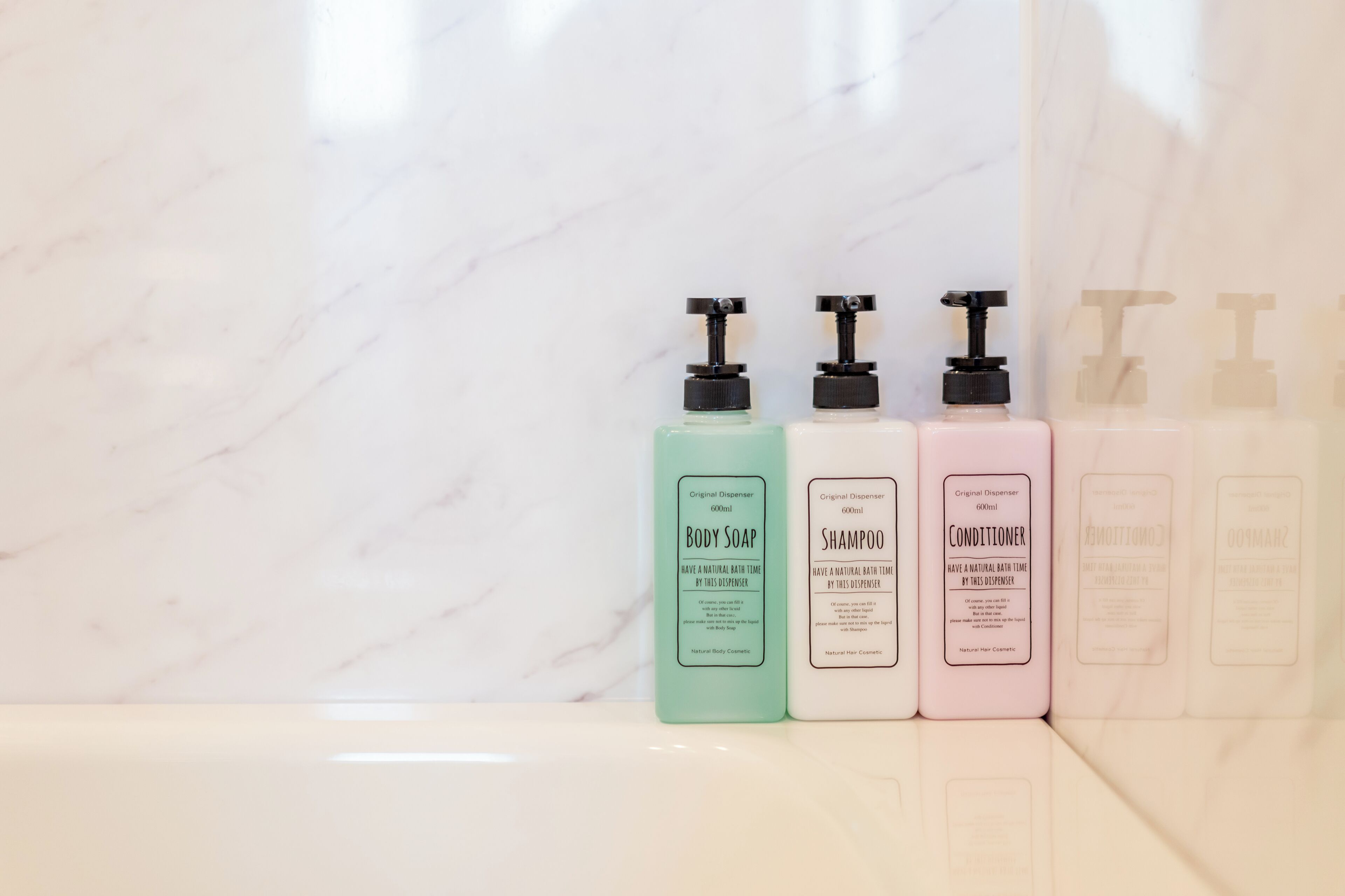 combined shower/bathtub, deep-soaking bathtub, free toiletries