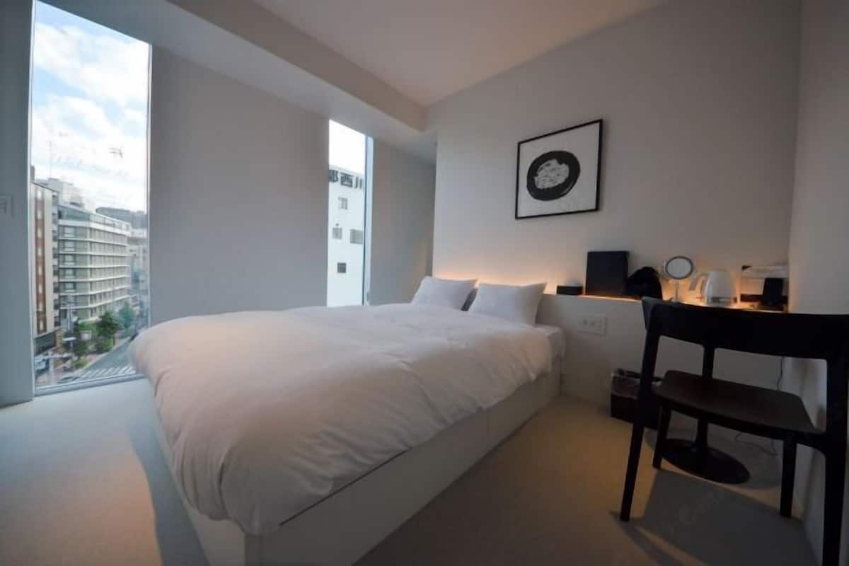 1 habitación y caja de seguridad en la habitación