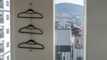 1 bedroom, in-room safe, iron/ironing board, free WiFi