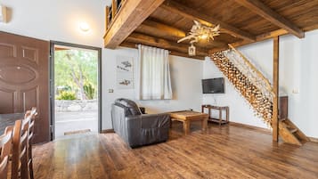 Villa Familiare Esterna | 客厅 | 平板电视、收费电影
