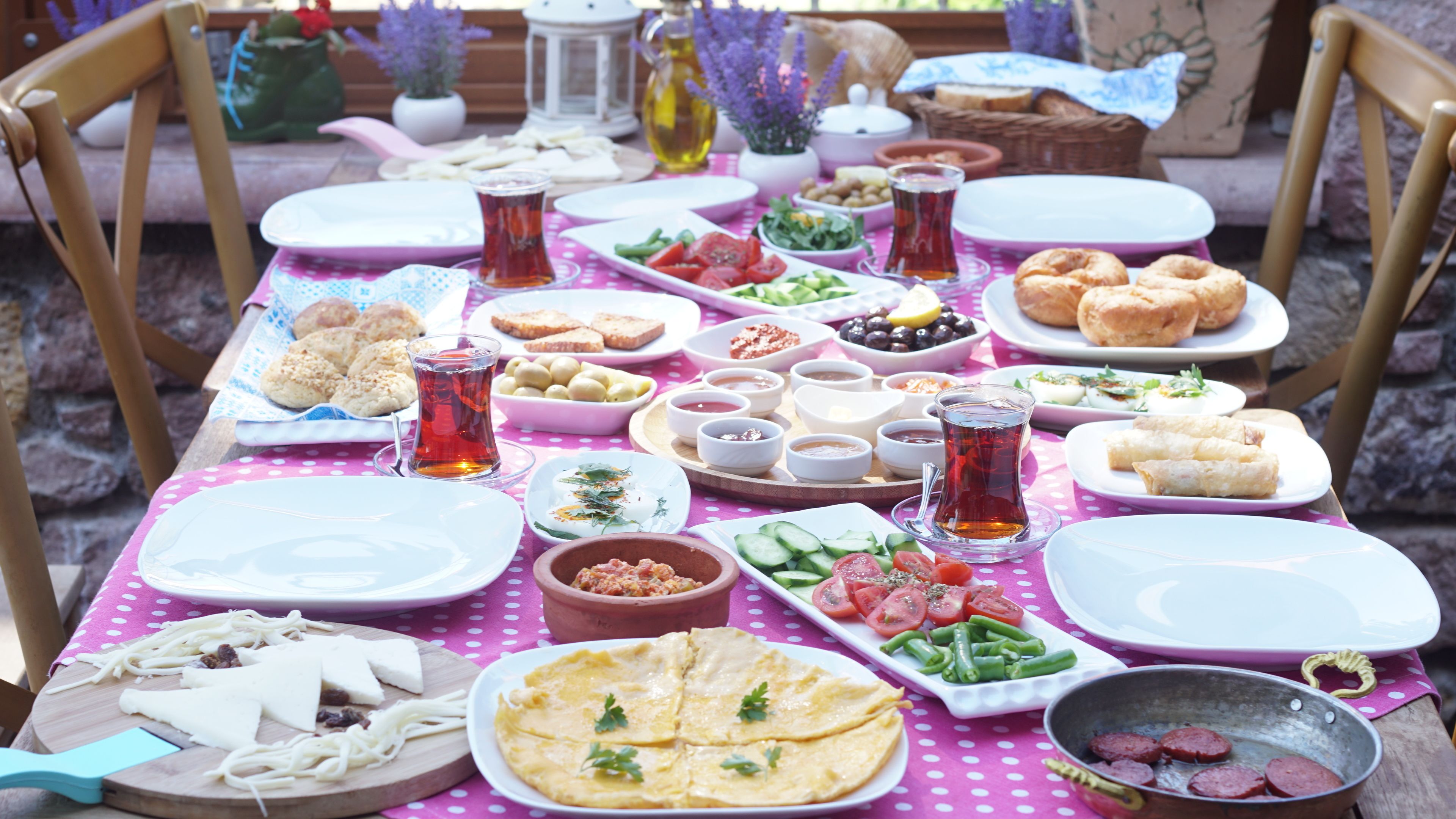 free daily local cuisine breakfast