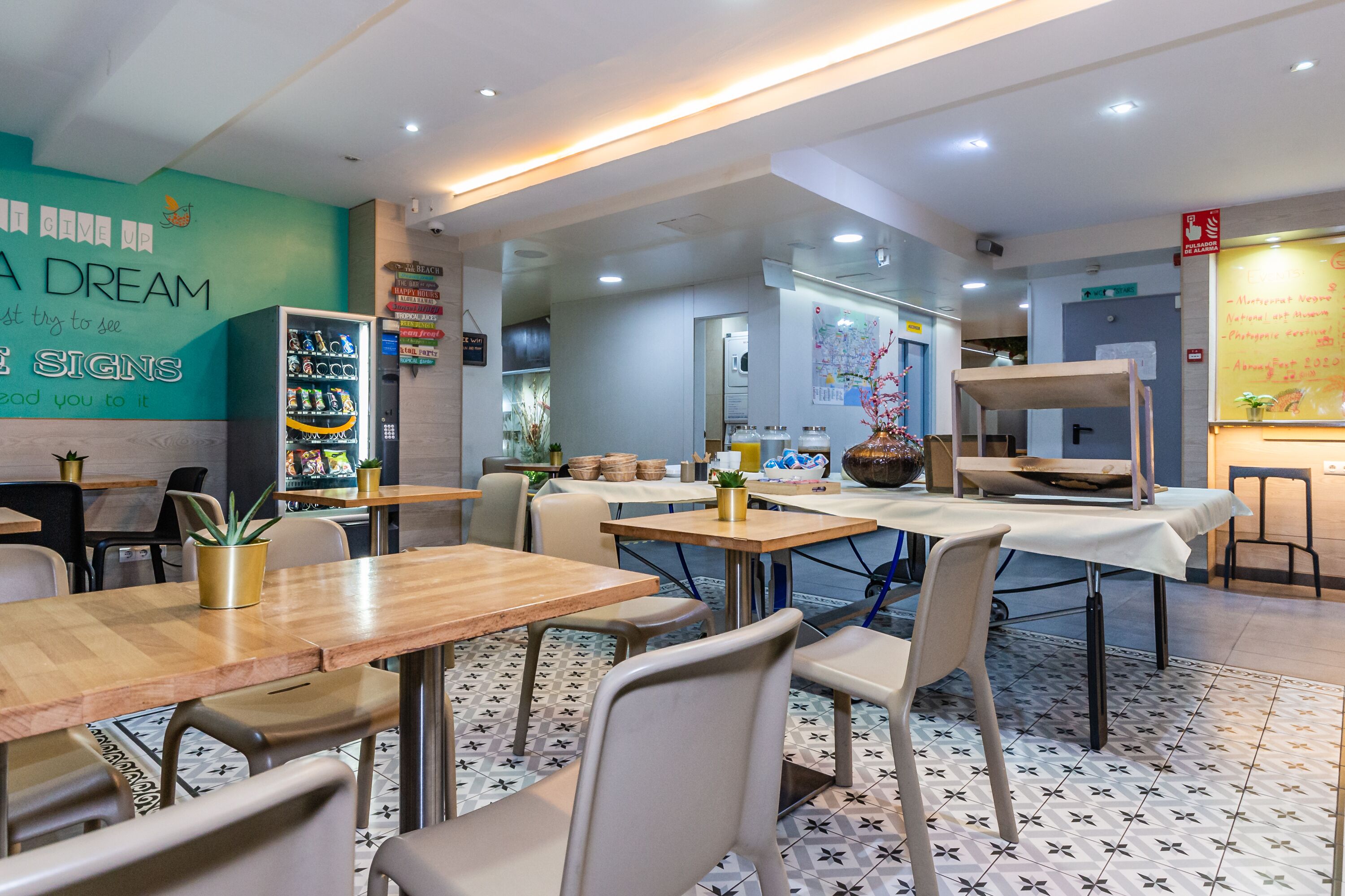 Photo - Sun & Moon Hostel