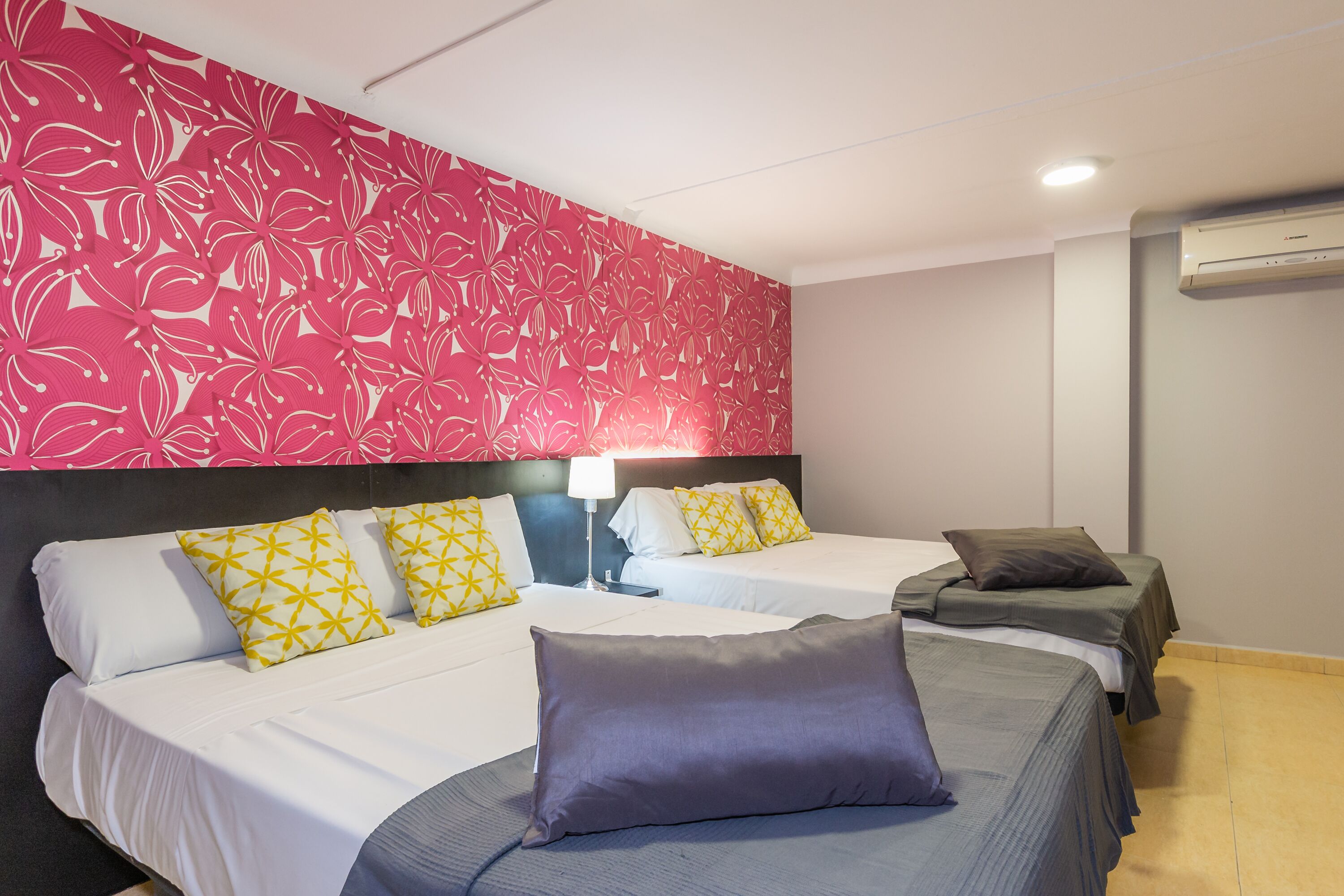 Photo - Sun & Moon Hostel