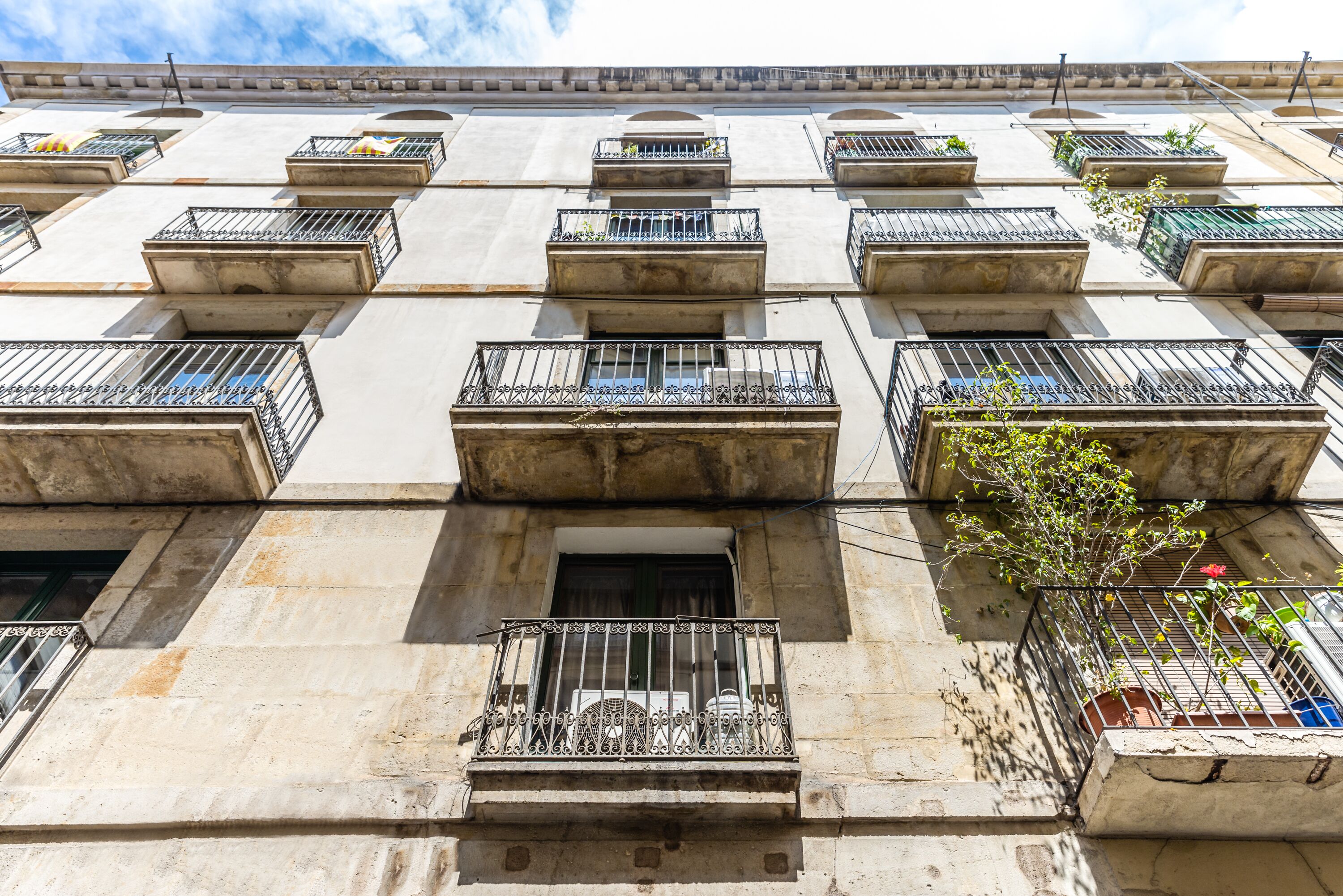 Photo - Sun & Moon Hostel