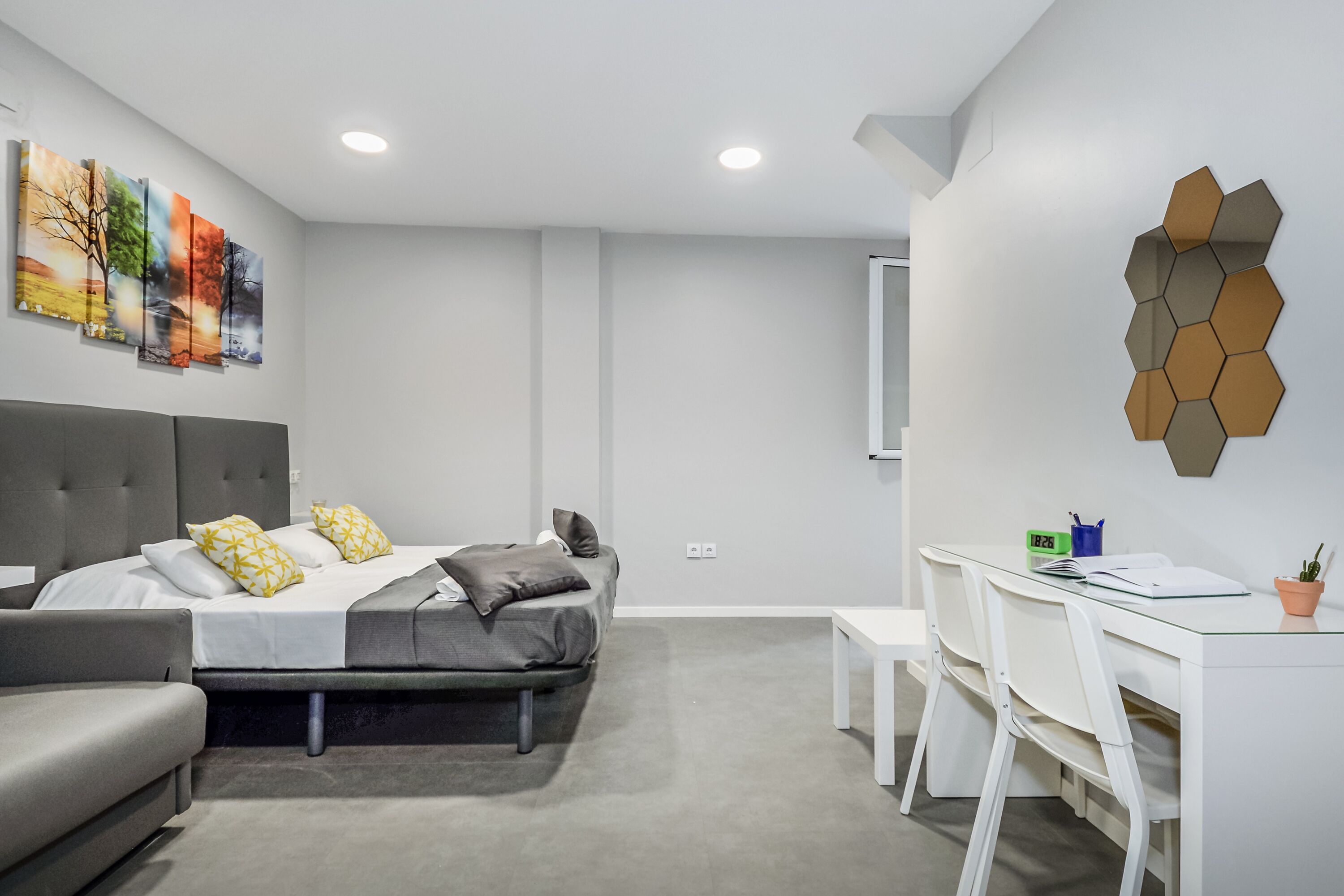 Photo - Sun & Moon Hostel