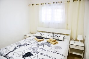 Apartment, 2 Bedrooms | 2 bedrooms, iron/ironing board, free WiFi, bed sheets - Isra Home Apartment Jabotinsky 8 (Bat Yam)
