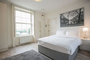 Superior Studio, Non Smoking, Kitchen - St. Stephen's Green Apartments (Dublin)