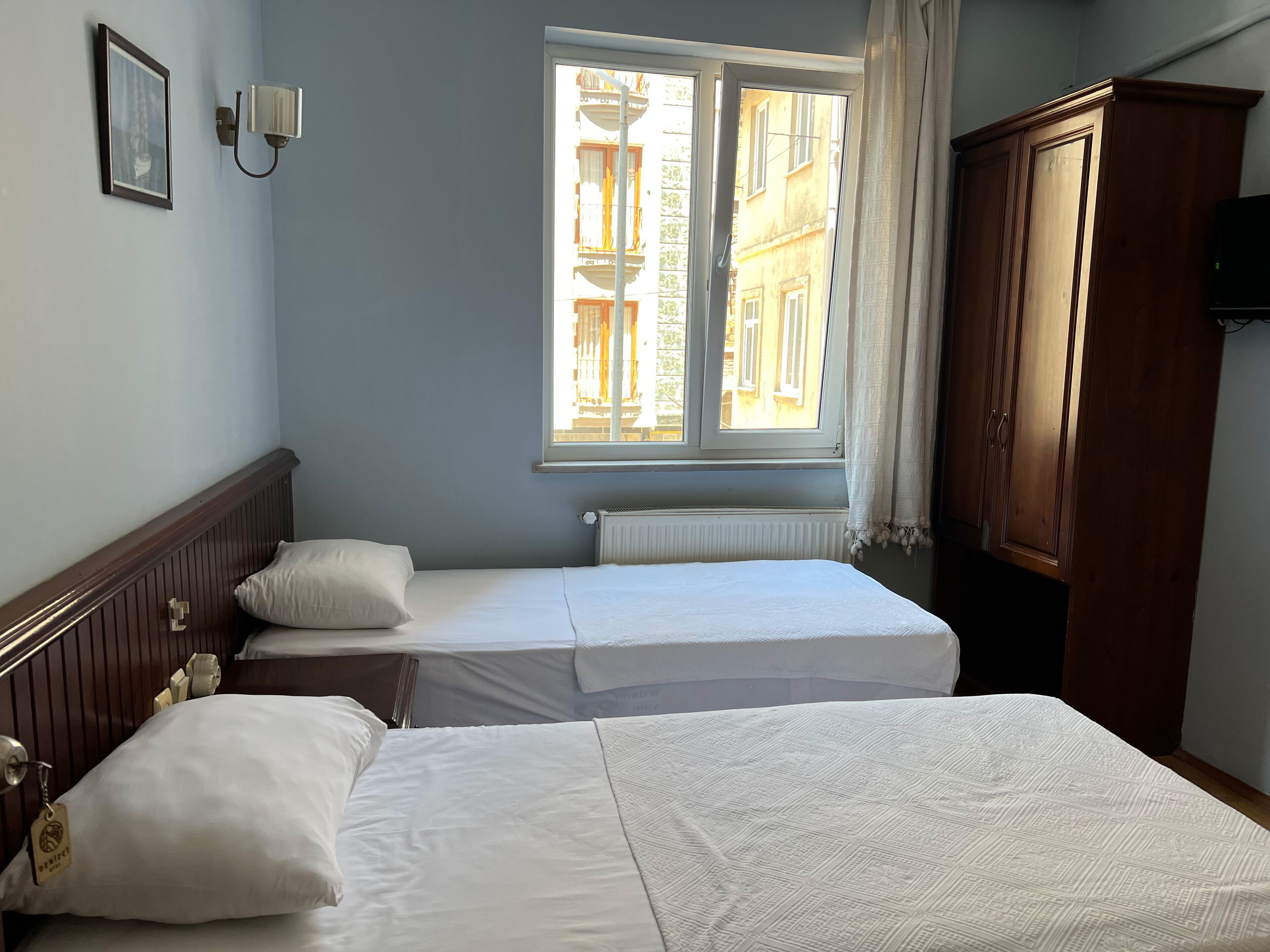 classic twin room | 1 bedroom, desk, iron/ironing board, free wifi