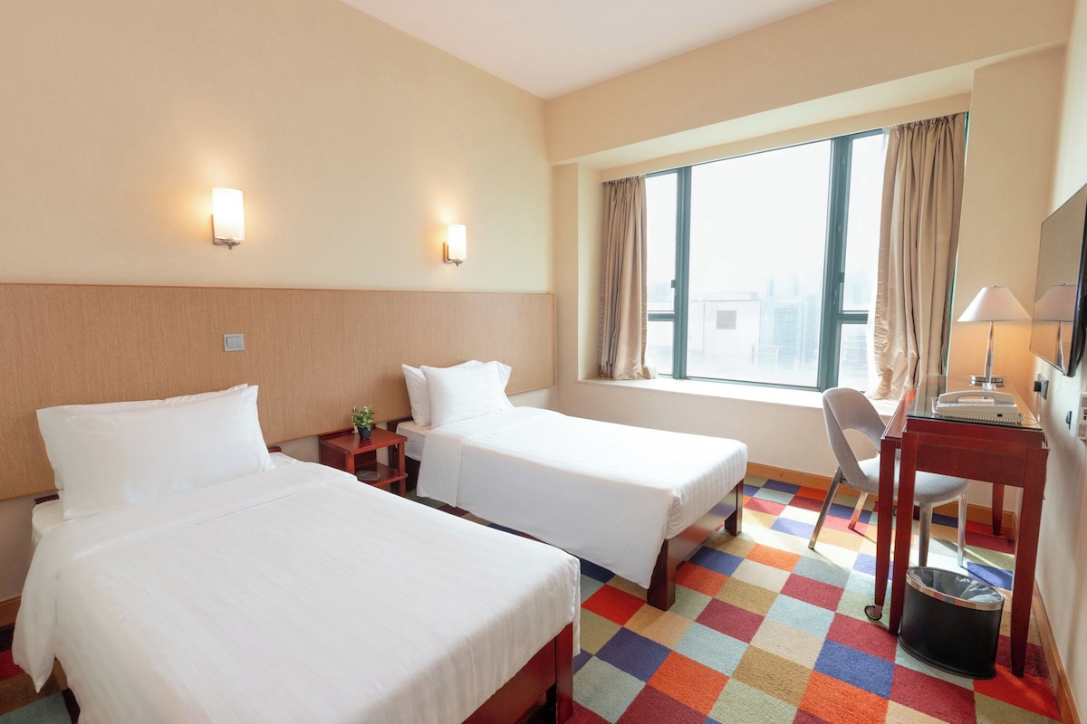 Minibar, in-room safe, desk, blackout drapes