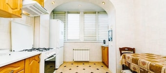 Hotrent Lesi Ukrainky 36B