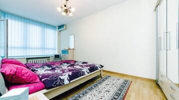 Apartment, 1 Bedroom | 1 bedroom, desk, iron/ironing board, free WiFi