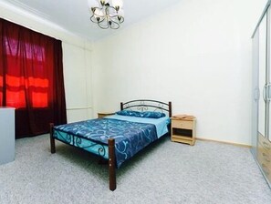 Standard-Apartment, 1 Schlafzimmer | 1 Schlafzimmer, Schreibtisch, Bügeleisen/Bügelbrett, kostenloses WLAN