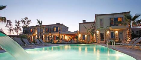 Outdoor pool, pool umbrellas, pool loungers