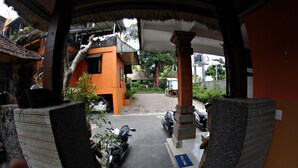Free self parking - Joker Hostel 2 (Ubud)