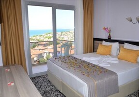 Standard Oda, Yandan Deniz veya Havuz Manzarali | Odadan manzara