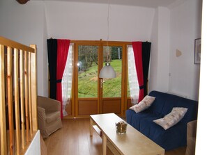 Family Apartment, 2 Bedrooms | Living area