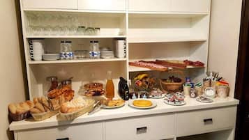 Daily buffet breakfast (EUR 8 per person)