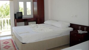 Standard Double or Twin Room | Desk, cribs (free), WiFi (free) - Hotel Selina (Ayvalik)
