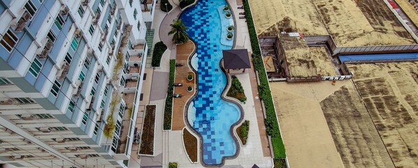 Outdoor pool - ZEN Home Beacon Makati (Makati)