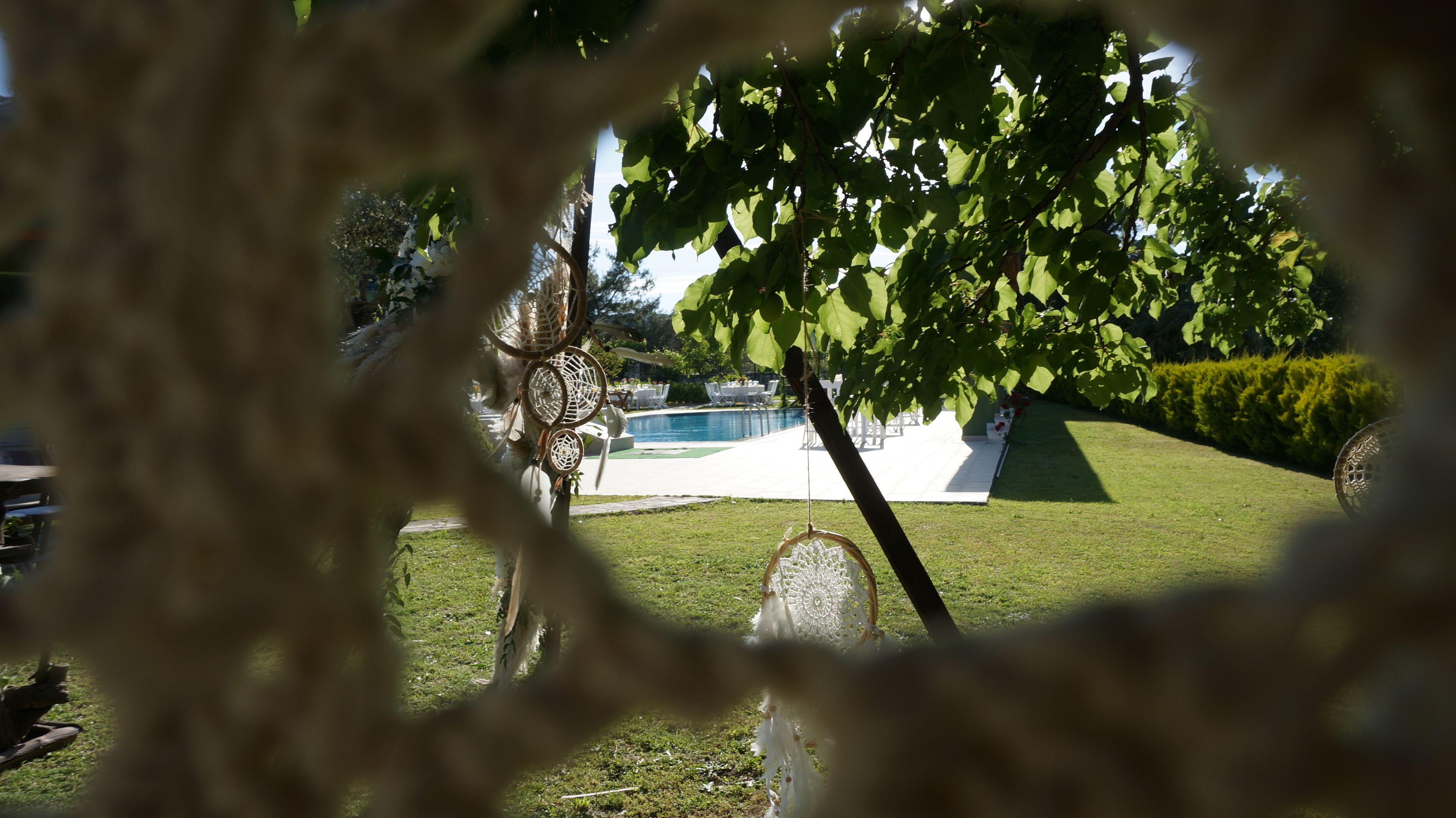 Piscine extérieure, cabanons gratuits, parasols de plage