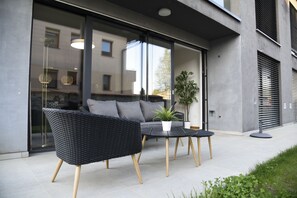 Deluxe Apartment, 3 Bedrooms, Accessible, 2 Bathrooms (A1)