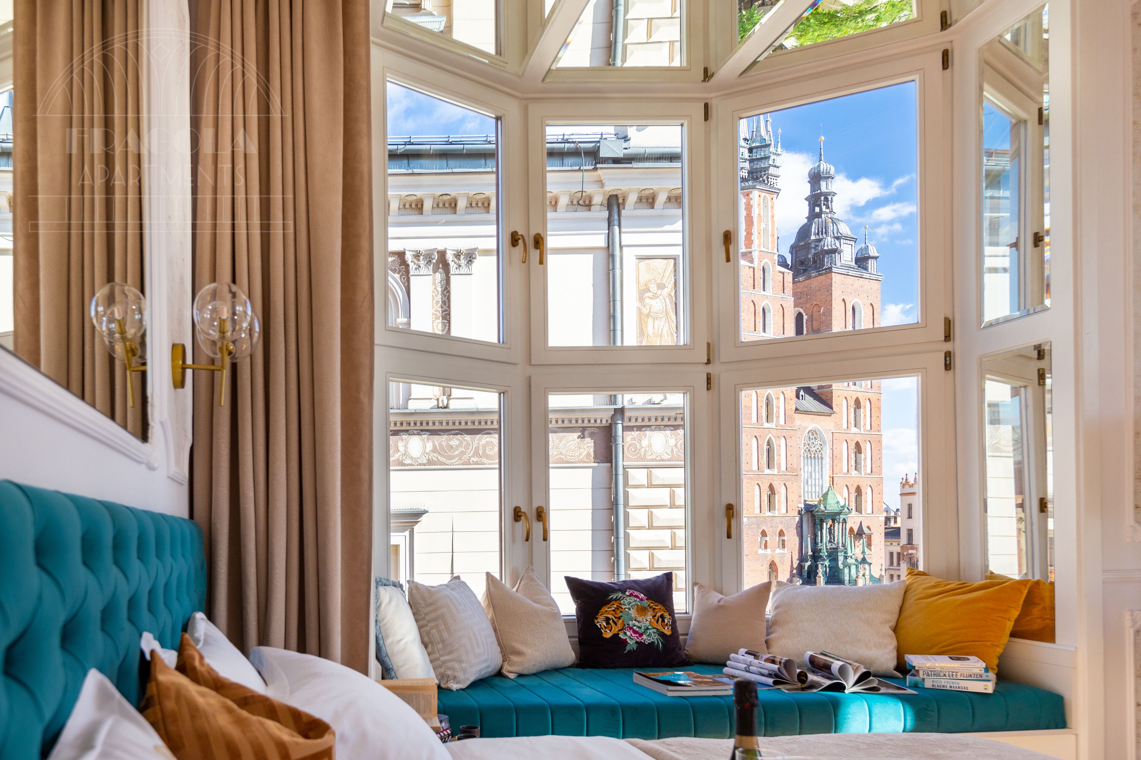 royal apartment, 1 bedroom, kitchenette, city view | premium bedding, individually decorated, individually furnished, desk