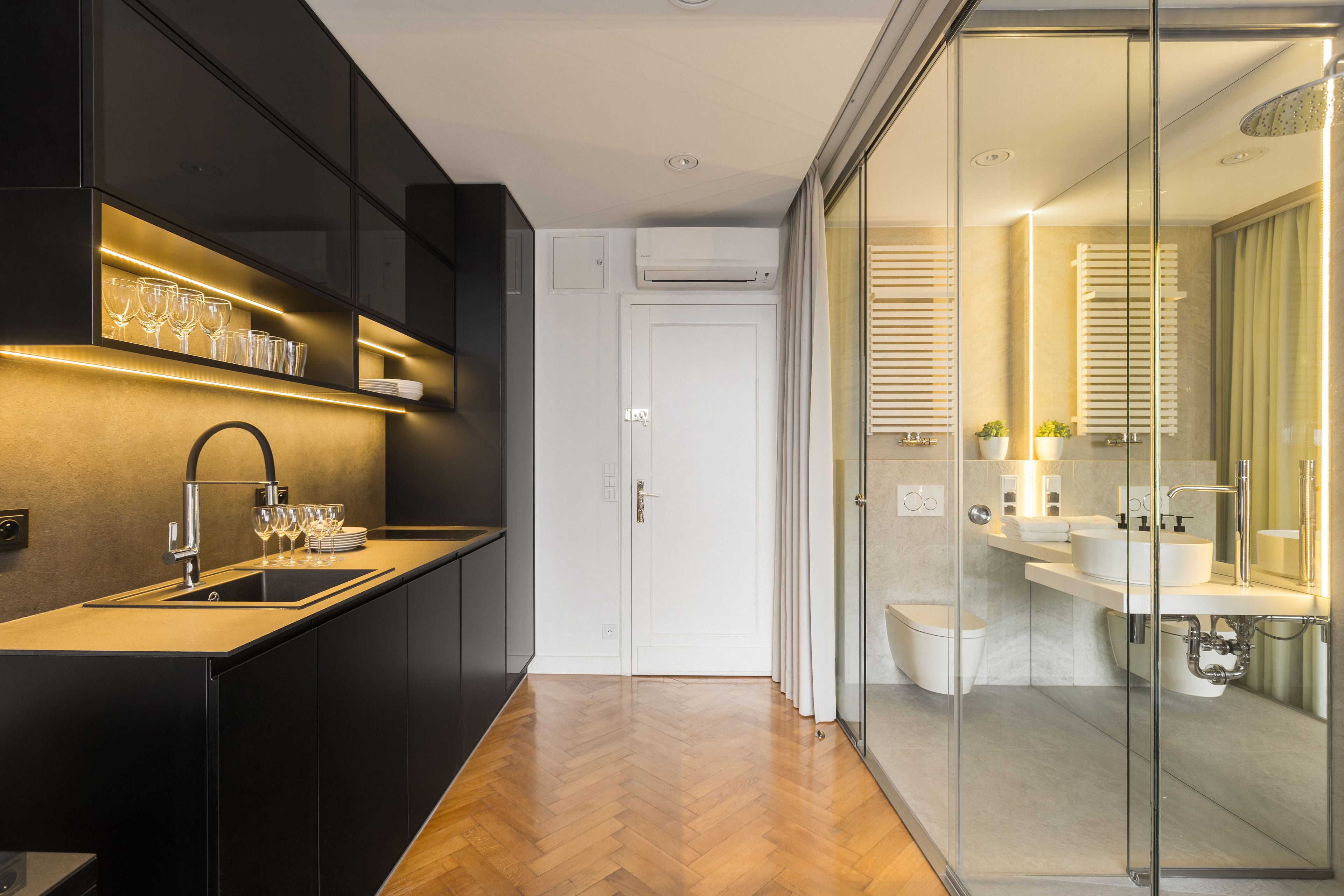 deluxe studio, 1 queen bed, terrace, city view | private kitchen | fridge, microwave, stovetop, electric kettle