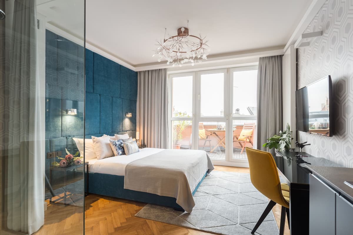 Estúdio luxo, 1 cama Queen, terraço, vista para a cidade | Sacada
