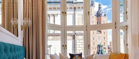 Departamento Royal, 1 habitación, cocineta, vista a la ciudad | Ropa de cama de alta calidad y decoración personalizada