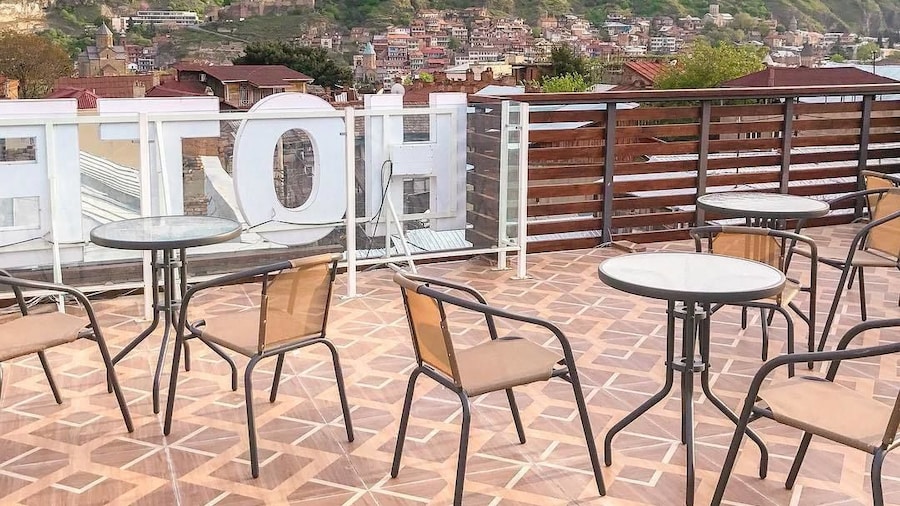 Eleon Boutique Hotel