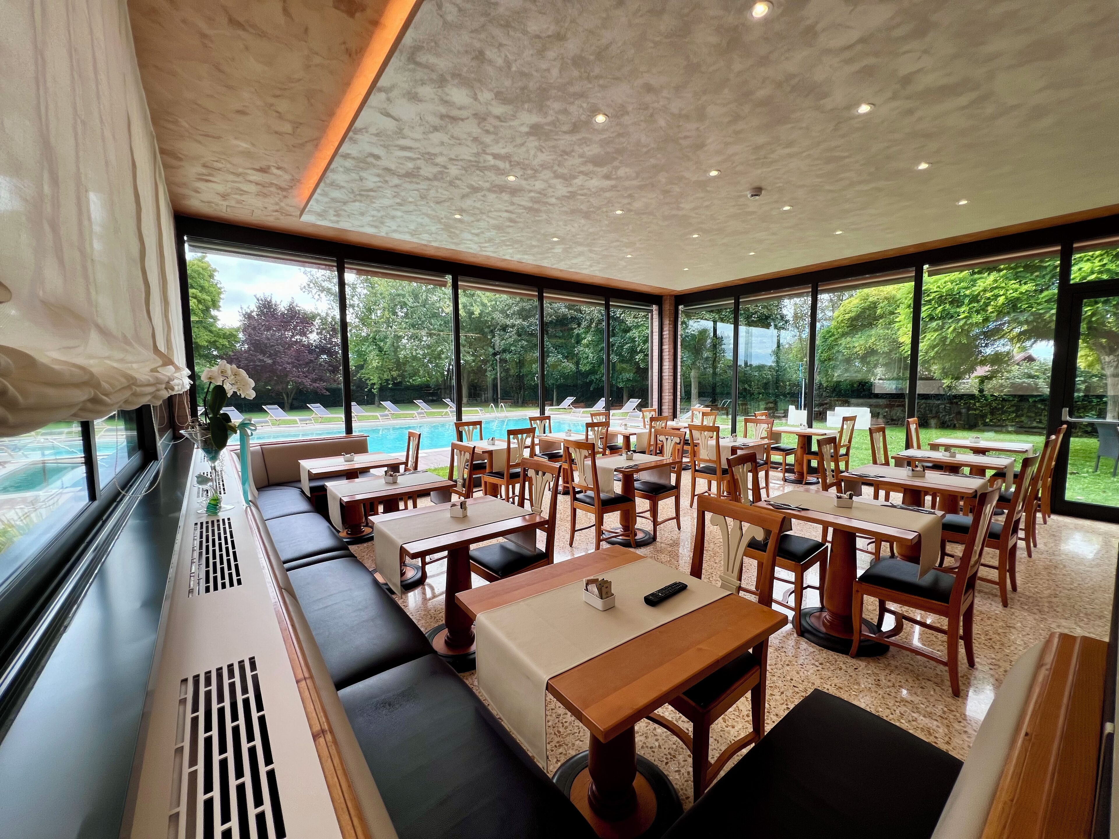 Tägliches nach Wunsch zubereitetes Frühstück (5 EUR pro Person)