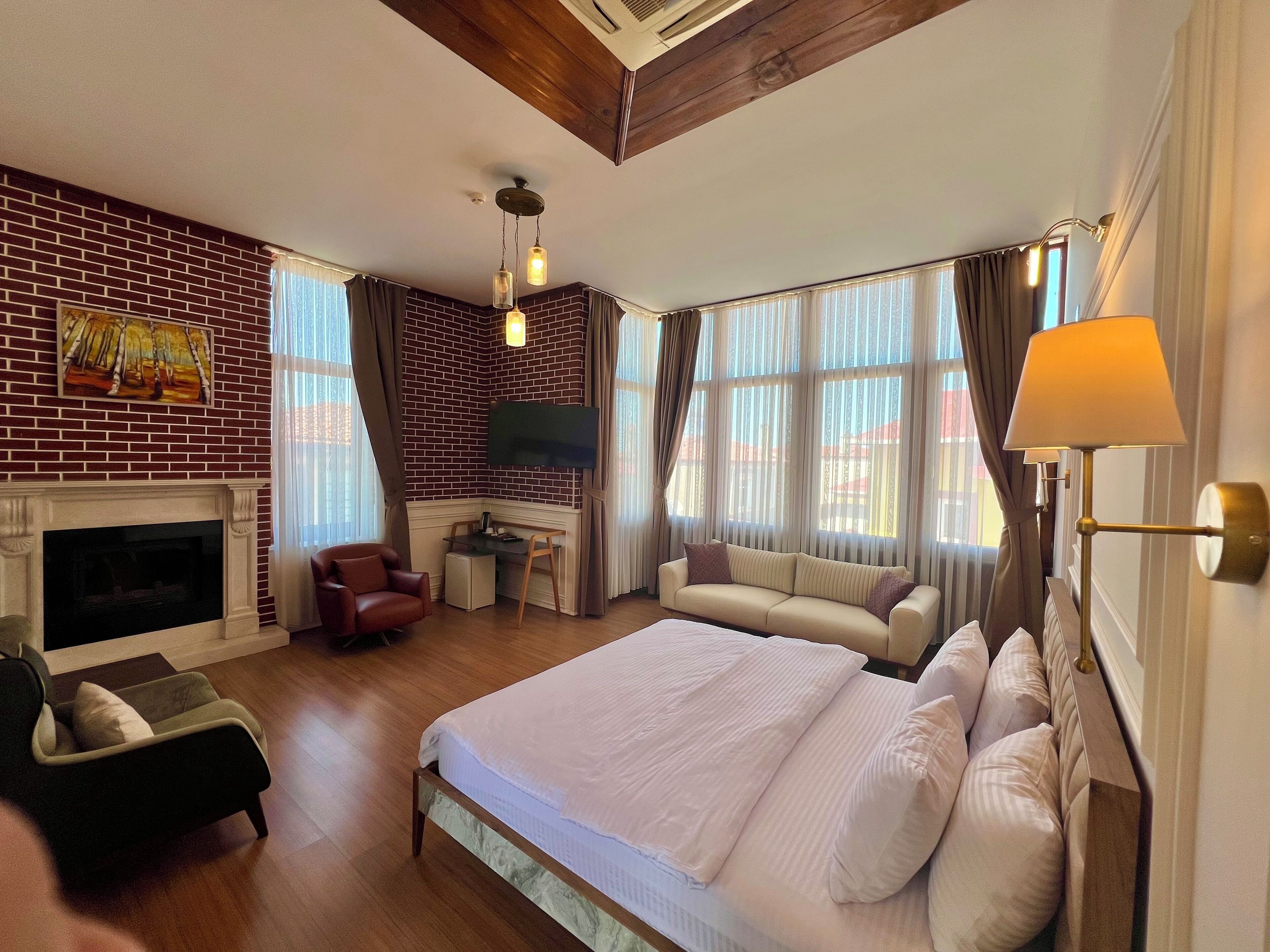 superior room | minibar, desk, soundproofing, free wifi