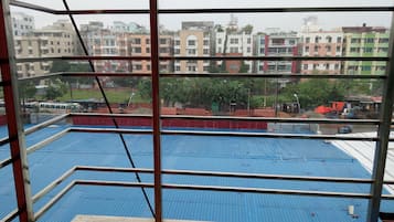 Kamar Double Kota untuk 1 Orang | Balkon
