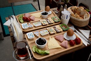 Daily continental breakfast for a fee - Genius Hotel Istanbul (Istanbul)