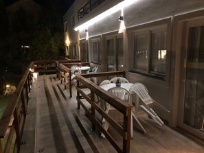 特級開放式客房 | 高級寢具、遮光窗簾/窗簾、免費 Wi-Fi、床單