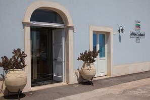 Entrée de l’hébergement